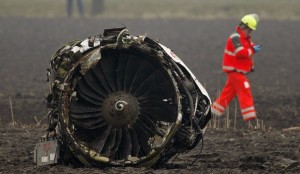 actu-monde-crash-avion-turc-amsterdam-Crash-Amsterdam-avion-turc-reacteur_galleryphoto_paysage_std